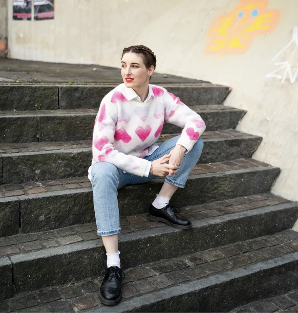 Nationalrätin (SP) Anna Rosenwasser eineinhalb Jahre nachdem sie in den Nationalrat gewählt worden ist.