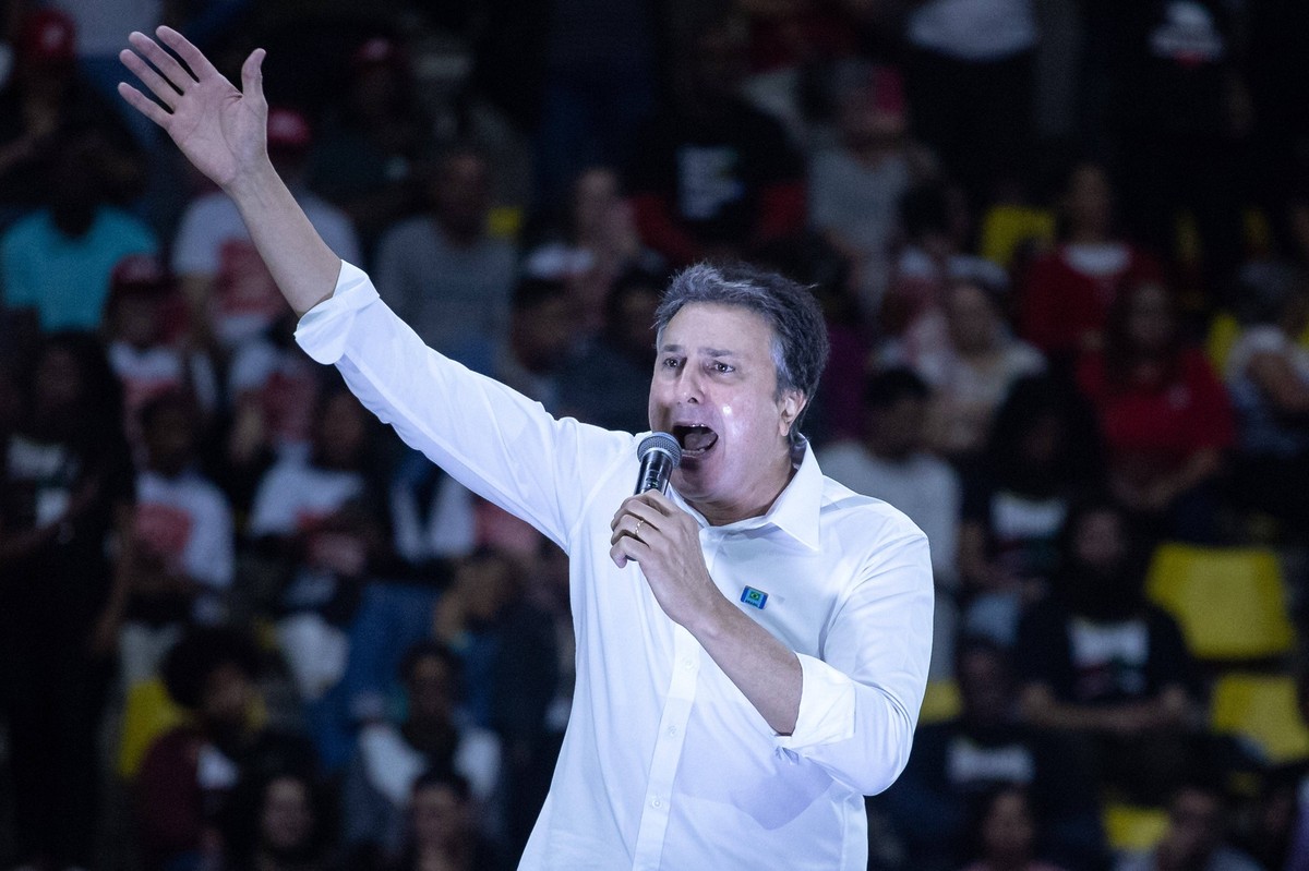SaO BERNARDO DO CAMPO, SP - 18.10.2025: PRESIDENTE LULA CURSINHOS POPULARES - President Luiz Inacio Lula da Silva participates in a class of the National Network of Popular Courses CPOP, held on the m ...