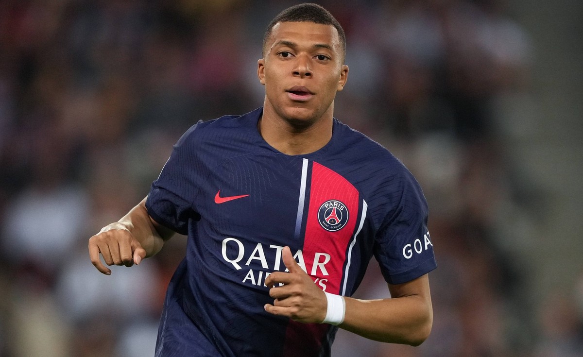 Kylian Mbappe of PSG during the Ligue 1 match between Paris Saint Germain and Clermont Foot at Parc des Princes, Paris, France on 3 June 2023. Copyright: xAndyxRowlandx PMI-5577-0171