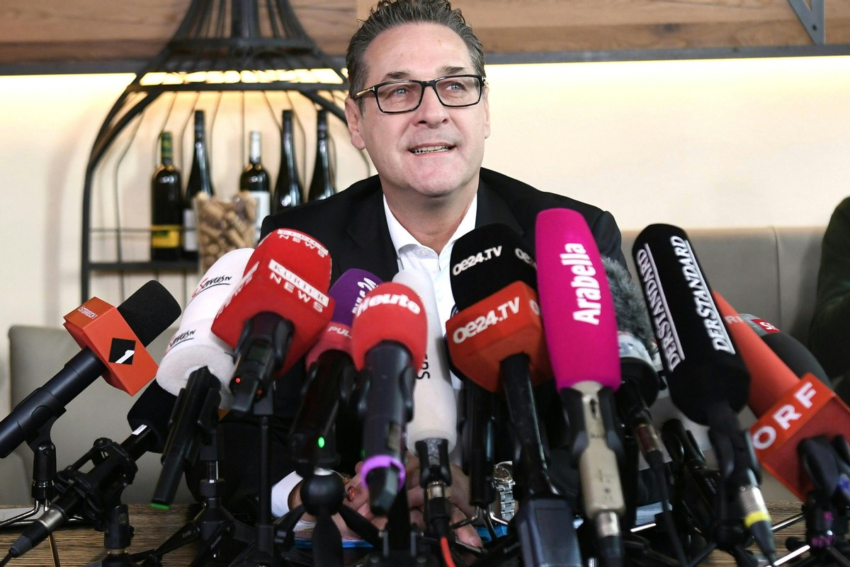 ABD0026_20191001 - WIEN - ÖSTERREICH: Der frühere FPÖ-Parteichef Heinz Christian Strache im Rahmen einer Pressekonferenz "Persönliche Erklärung" am Dienstag, 01. Oktober 2019 in Wien. (KEYST ...