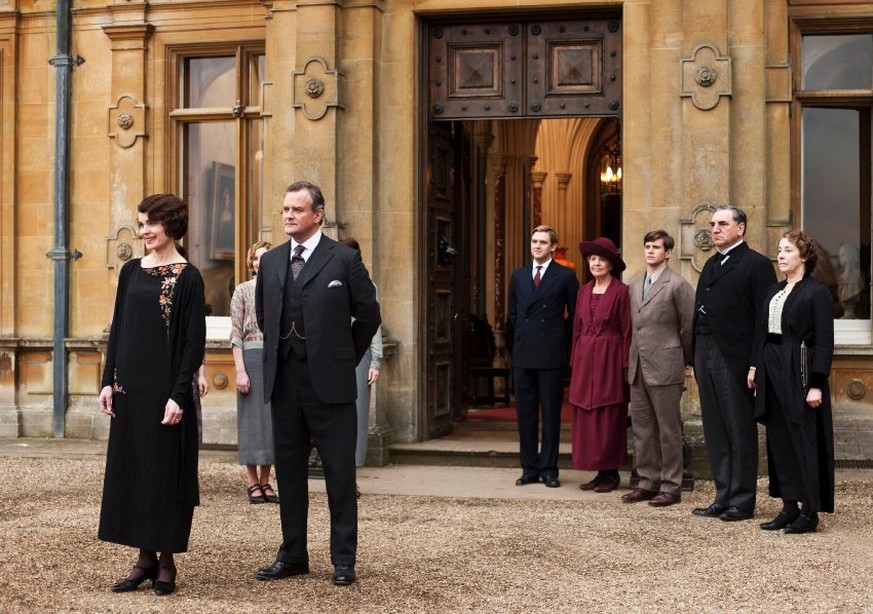 This undated publicity photo provided by PBS shows, from left, Elizabeth McGovern as Lady Grantham, Hugh Bonneville as Lord Grantham, Dan Stevens as Matthew Crawley, Penelope Wilton as Isobel Crawley, ...
