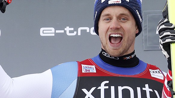 Austria&#039;s Max Franz (5) celebrates with Switzerland&#039;s Mauro Caviezel, left, Norway&#039;s Aleksander Aamodt Kilde (3), Norway&#039;s Aksel Lund Svindal, top right, and Italy&#039;s Dominik P ...