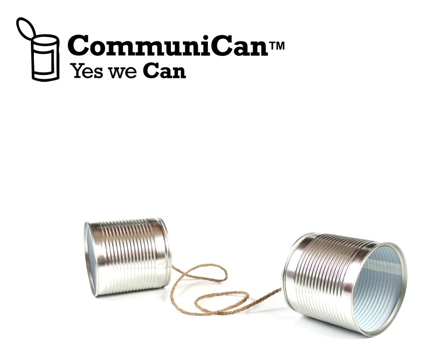 Bildlegende: Zwei Büchsen. Verbunden durch eine Schnur. Ist das jetzt angekommen? Manchmal brauchen Bilder echt keine Legende (Shutterstock).