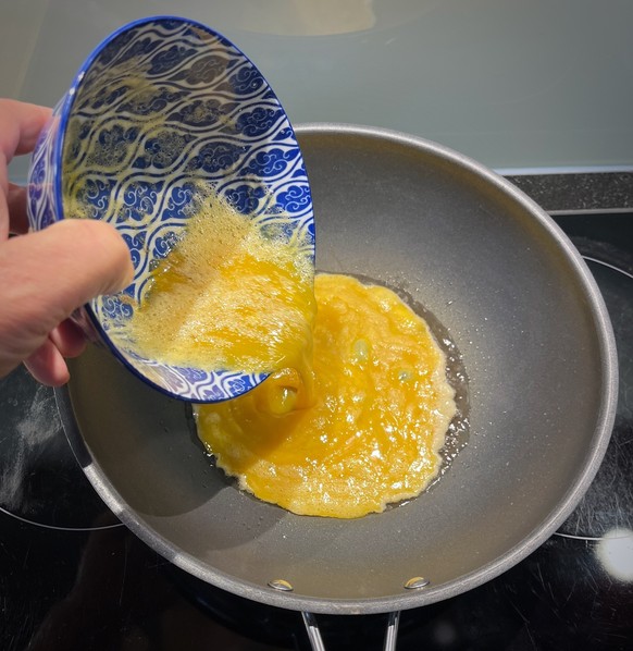 Cantonese scrambled eggs - kantonesische Rühreier. Ein Selbstversuch.