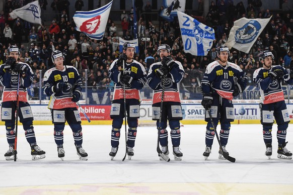 From left, Ambri&#039;s player Rocco Pezzullo, Ambri&#039;s player Juuso Heitanen, Ambri&#039;s player Andre Heim, Ambri&#039;s player Dario Buergler, Ambri&#039;s player Johnny Kneubuehler and Ambri& ...