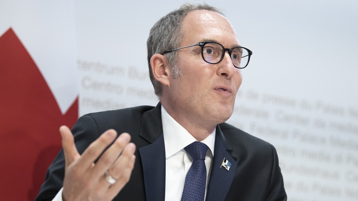 Christian Rathgeb, Praesident der Konferenz der Kantonsregierungen, spricht an einer Medienkonferenz anlaesslich eines Treffens zwischen dem Bund und den Spitzenvertretern der kantonalen Konferenzen K ...