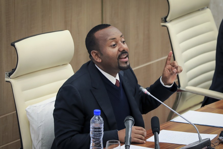 Ethiopia&#039;s Prime Minister Abiy Ahmed addresses lawmakers at the parliament in Addis Ababa, Ethiopia Thursday, July 7, 2022. Abiy said Thursday his government&#039;s police and soldiers are dying  ...