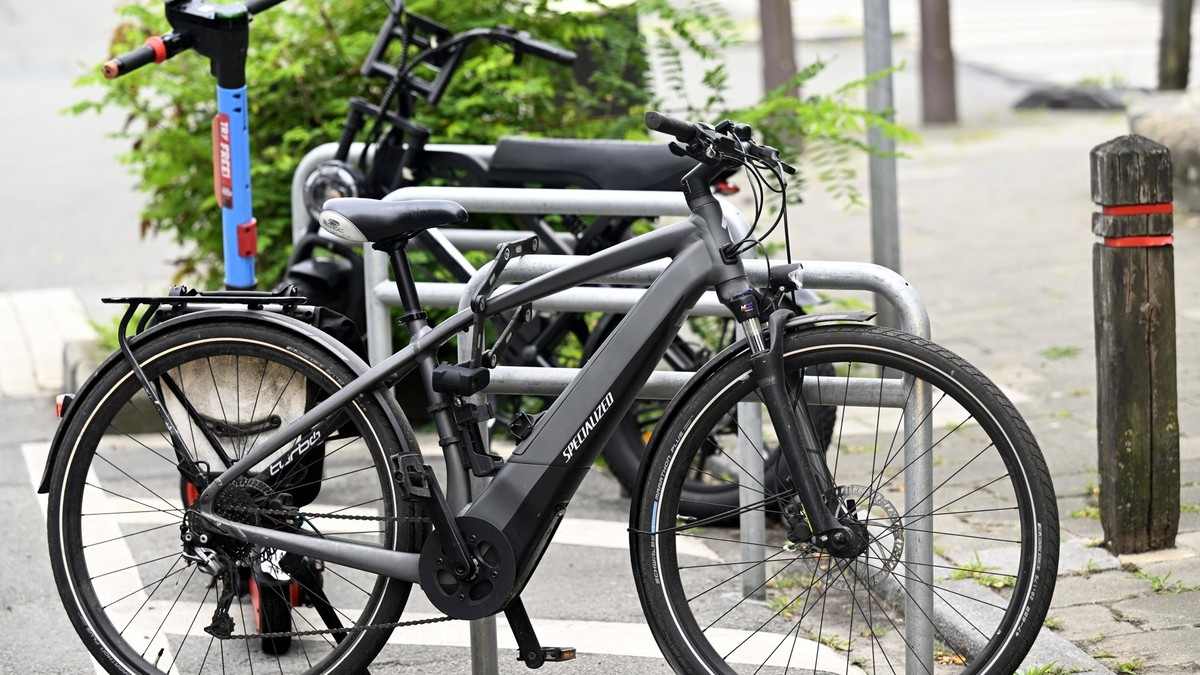 Zwei-mutmassliche-E-Bike-Diebe-in-M-hlin-AG-festgenommen