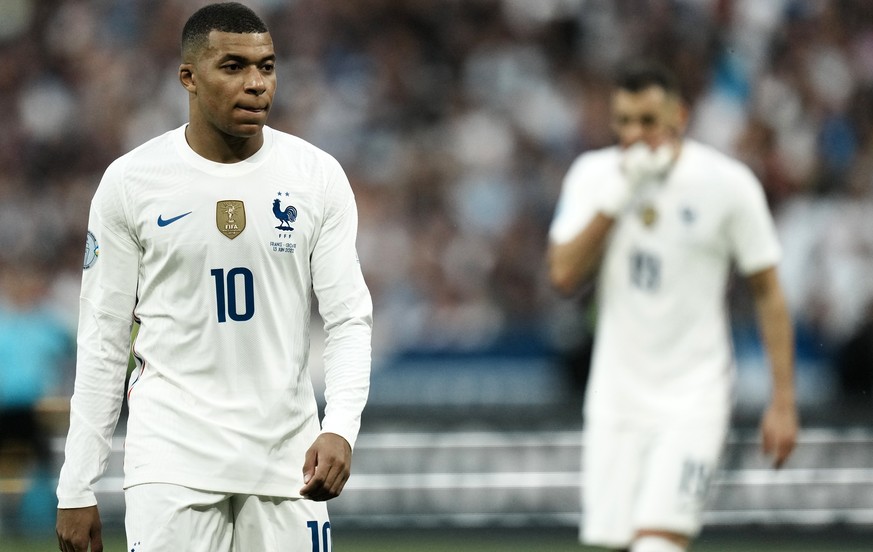 France&#039;s Kylian Mbappe, left, leaves the field after half time of the UEFA Nations League soccer match between France and Croatia at the Stade de France in Saint Denis near Paris, Monday, June 13 ...