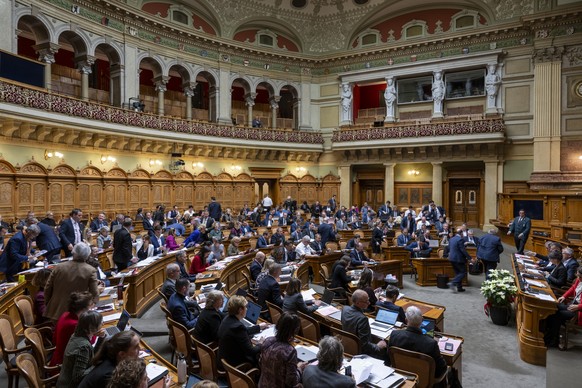 Der Nationalrat beendet die Sitzung an der Wintersession der Eidgenoessischen Raete, am Montag, 18. Dezember 2023, in Bern. (KEYSTONE/Peter Schneider)