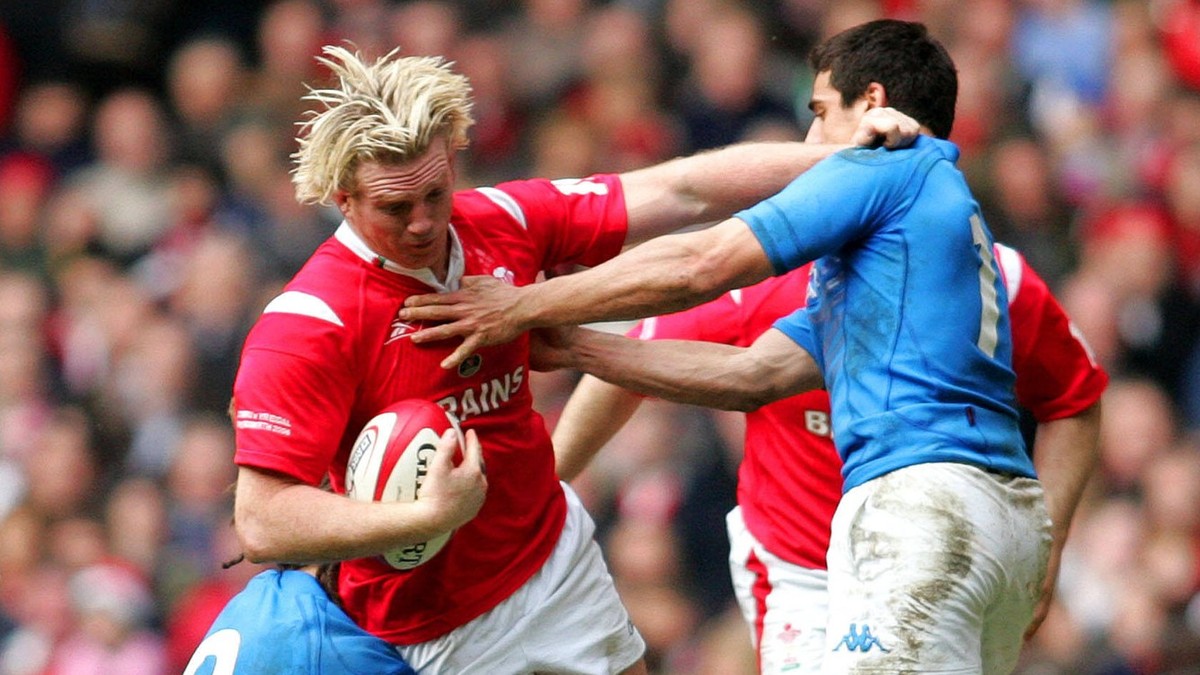 Mandatory Credit: Photo by ANDREW FOSKER/Shutterstock 11420651a Alix Popham on ball cannot find a way through the Italian defence of Paul Griffin L and Salvatore Perugini RT Wales v Italy - RBS 6 Nati ...