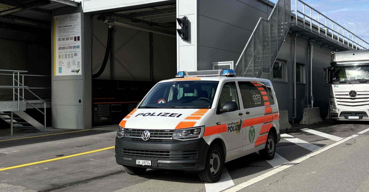 Über 27 Stunden am Stück gefahren: Schaffhauser Polizei stoppt LKW-Chauffeur