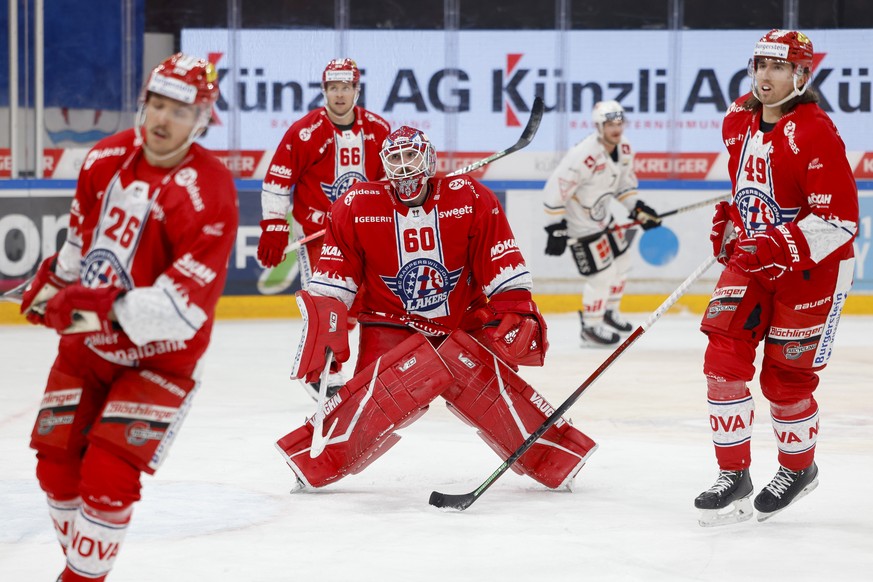 Lange Gesichter bei Rappi mit Rapperswil-Jona Lakers Torhueter Melvin Nyffeler waehrend der Meisterschaftspartie der National League zwischen den SC Rapperswil Jona Lakers und dem HC Lugano, am Dienst ...