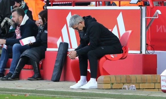 Trainer Urs Fischer entt�uscht nach 0:1 / Entt�uschung / / Fu�ball Fussball / Bundesliga Herren DFL / 10. Spieltag Saison 2023/2024 / 04.11.2023 / 1.FC Union Berlin FCU vs. SG Eintracht Frankfurt SGE  ...