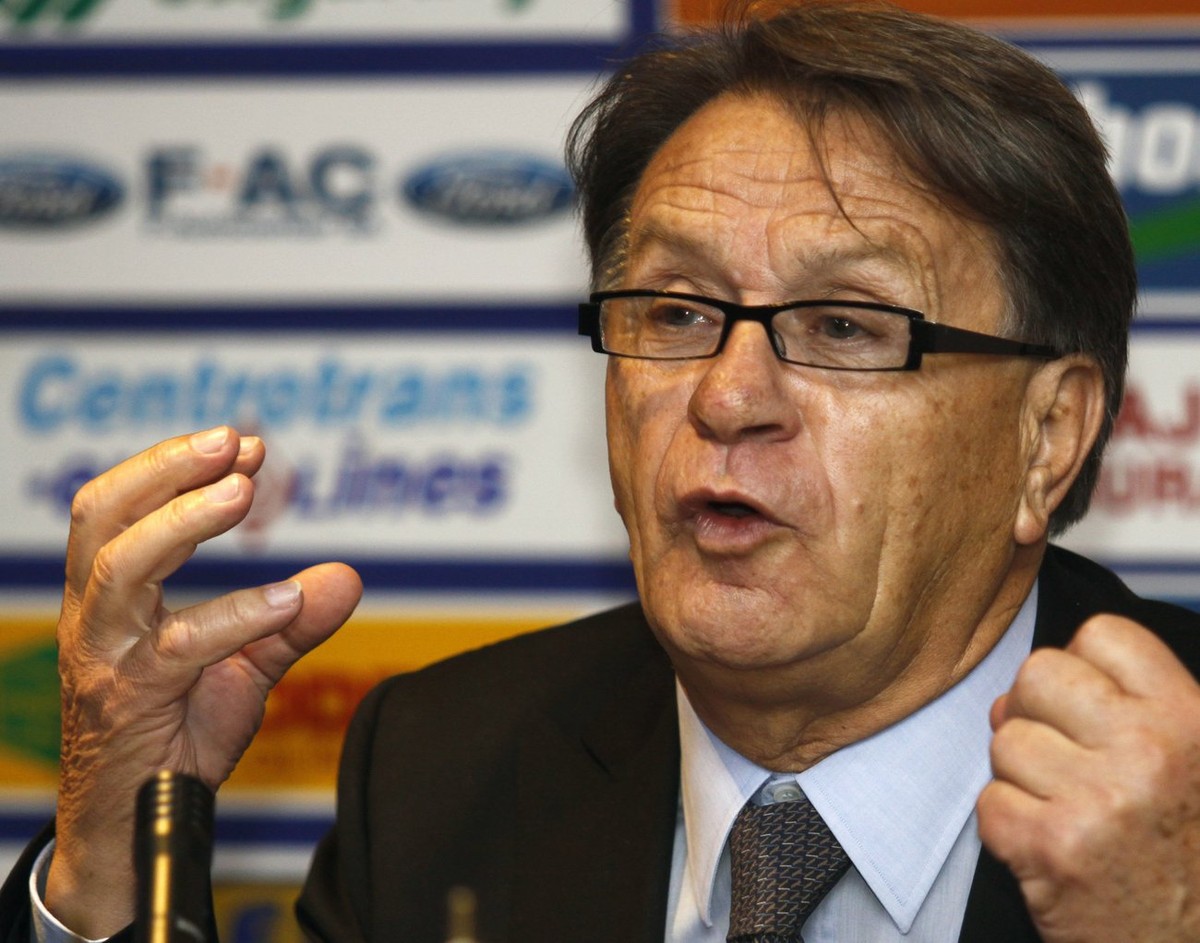 Headcoach of Bosnia's national soccer team, Miroslav Blazevic addresses journalists during press conference, in Sarajevo,on Tuesday, Nov. 17, 2009. Bosnia will attack like a pack of hungry wolves ...