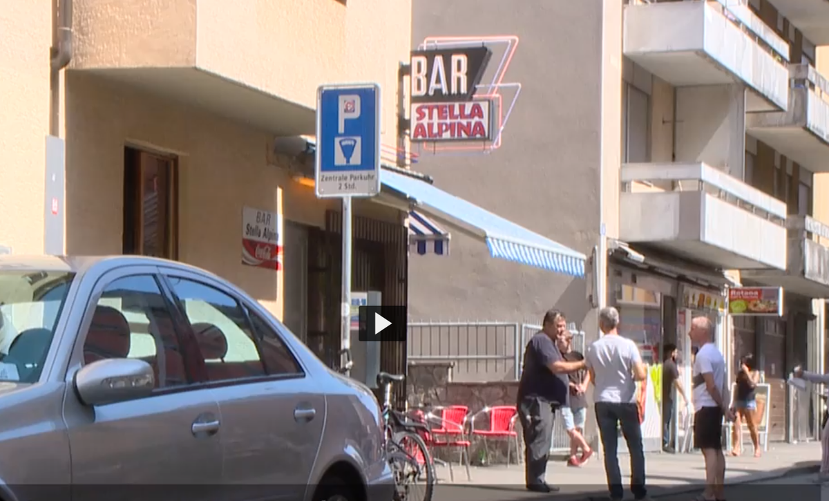 Tatort bei der Bar Stella Alpina an der Dienerstarsse in Zürich