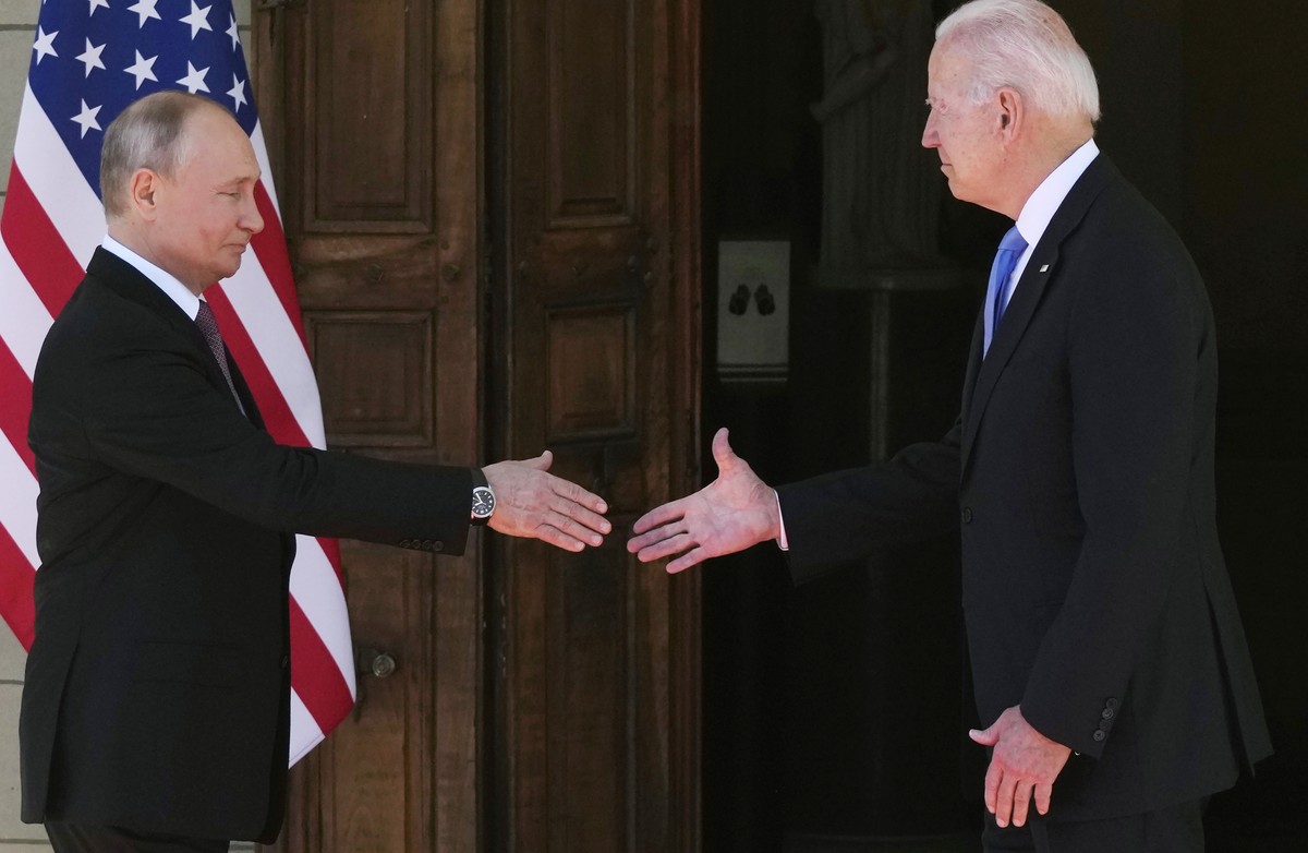 FILE - President Joe Biden and Russian President Vladimir Putin, arrive to meet at the 'Villa la Grange', in Geneva, Switzerland, June 16, 2021. (AP Photo/Alexander Zemlianichenko, File Pool ...