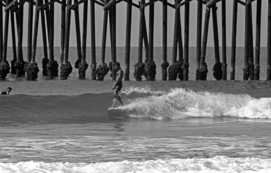 Jan 1, 1963 - Oceanside, California, U.S. - A rare photograph of MIKI DORA surfing somewhere other than his beloved Malibu. Pictured 1963. Oceanside Pier. Oceanside U.S. PUBLICATIONxINxGERxSUIxAUTxONL ...