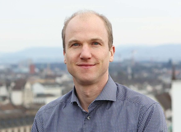 Richard Neher, Leiter der Forschungsgruppe «Evolution von Viren und Bakterien» an der Universität Basel