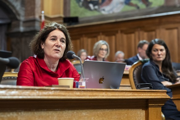 Franziska Roth, SP-SO, spricht zum Kriegsmaterialgesetz, an der Wintersession der Eidgenoessischen Raete, am Donnerstag, 4. Dezember 2025 im Staenderat in Bern. (KEYSTONE/Alessandro della Valle)