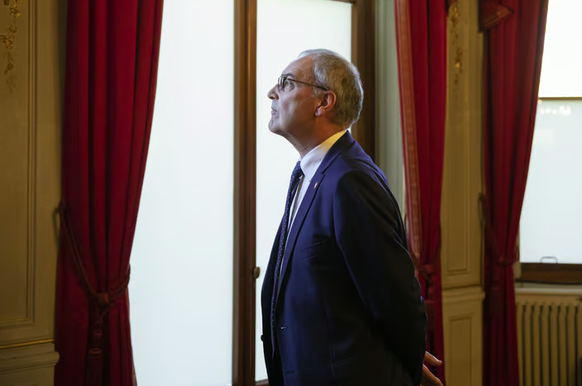 Ein Entscheid fast im Alleingang: Guy Parmelin sistierte 2016 die bodengestütze Luftabwehr. Das rächt sich heute.