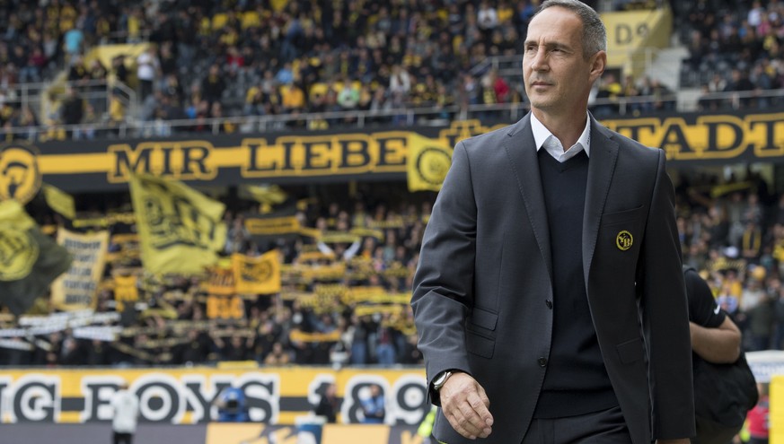 YB Cheftrainer Adi Huetter, im Fussball Meisterschaftsspiel der Super League zwischen dem BSC Young Boys und dem FC Lugano, im Stade de Suisse in Bern, am Sonntag, 10. September 2017. (KEYSTONE/Anthon ...