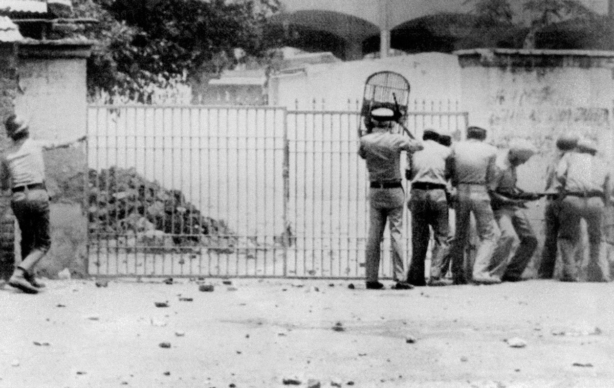 Die Erstürmung des Goldenen Tempels im Juni 1984.