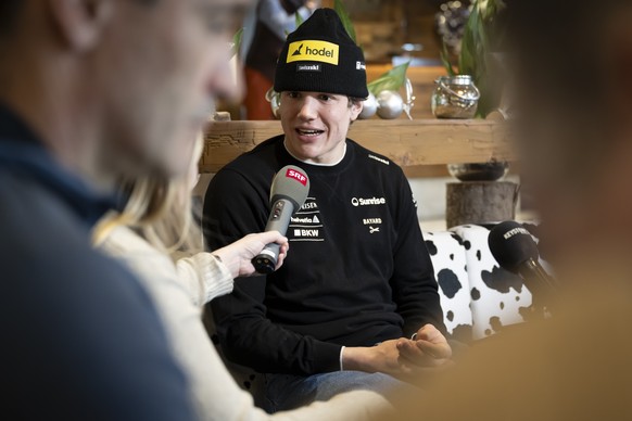 Ski racer Lenz Haechler from Switzerland speaks with Journalists during the Swiss-Ski federation press conference at the FIS Alpine Ski World Cup Adelboden, Switzerland, on Friday, January 10, 2025. ( ...