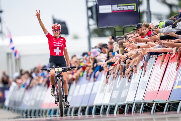 Alessandra Keller from Switzerland, 3rd, cross the finish line of the Cross Country Women Elite, XCO, WHOOP UCI Mountain Bike World Series, on Sunday, May 26, 2024, in Nove Mesto, Czech Republic. (KEY ...