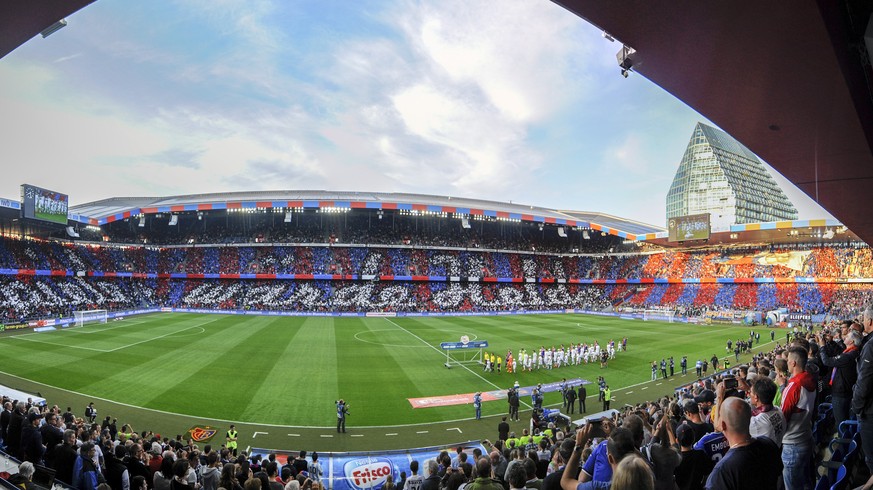 29.05.2015; Basel; Fussball Super League - FC Basel - FC St.Gallen;
Panorama Choreo im St.Jakob Park
(Andy Mueller/freshfocus)