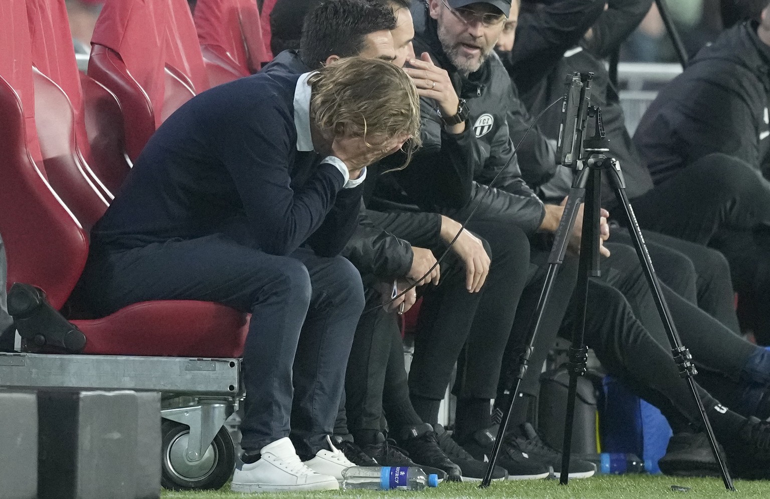 Zurich&#039;s head coach Bo Henriksen of Denmark reacts as PSV scores their side&#039;s third goal during the Europa League group A soccer match between PSV and Zurich at the Philips stadium in Eindho ...