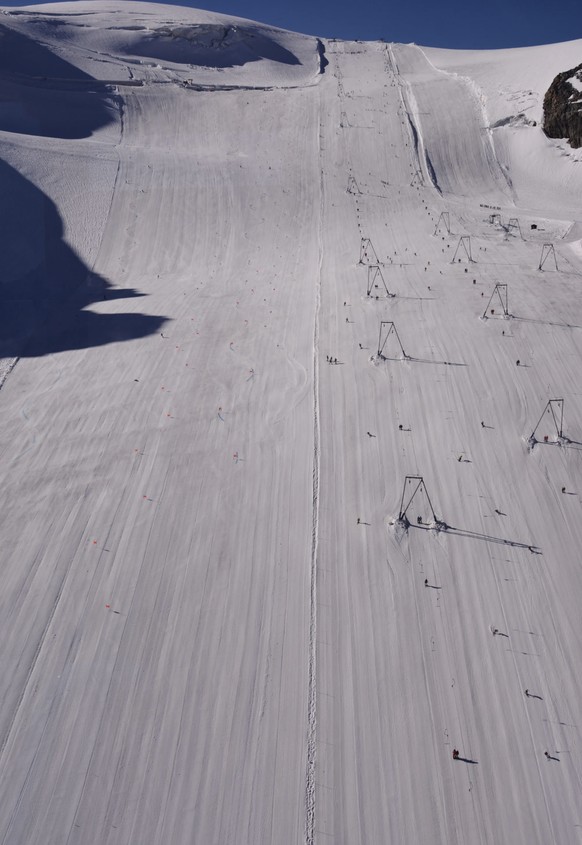 Die Pisten auf dem Zermatter Theodul-Gletscher werden neu von Swiss Ski vermietet.