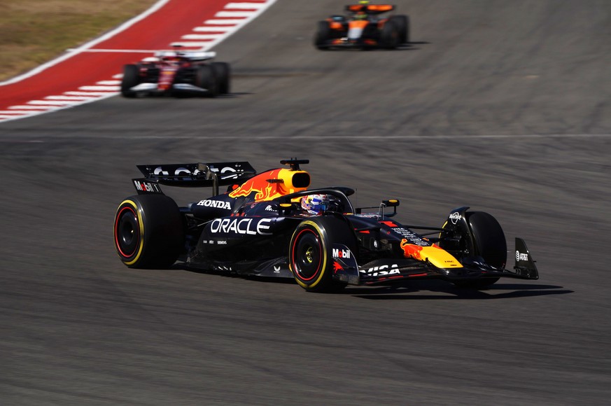 epa12465907 Red Bull Racing driver Max Verstappen of Netherlands competes in the 2025 Formula 1 United States Grand Prix at the Circuit of the Americas racetrack in Austin, Texas, USA, 19 October 2025 ...