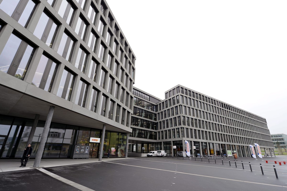 Der Campus der Fachhochschule Nordwestschweiz FHNW in Brugg, aufgenommen am Donnerstag, 21. November 2013. Morgen Freitag findet die offizielle Eroeffnung des Campus' statt. Der Campus Brugg-Wind ...