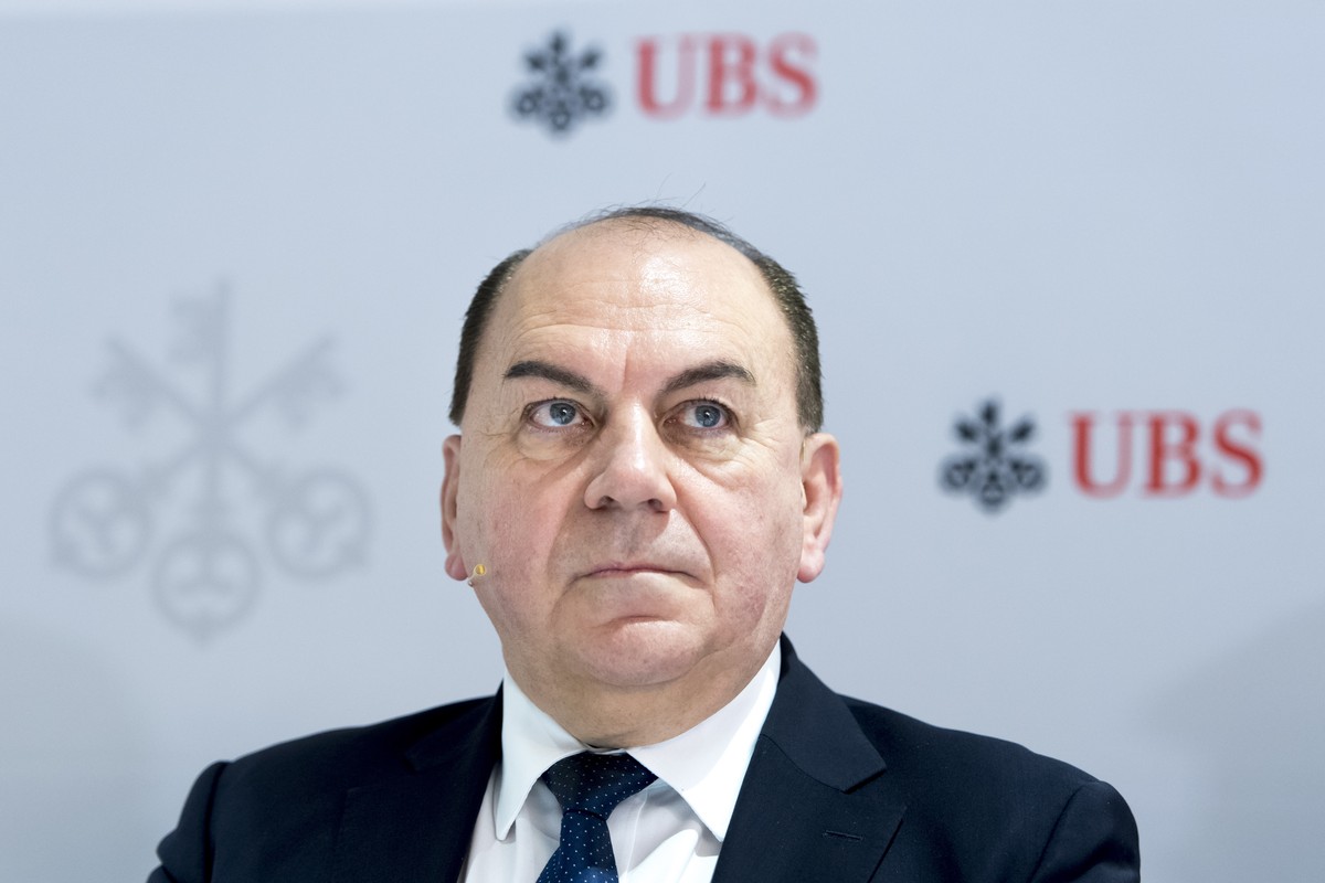 epa07306953 UBS bank chairman Axel Weber speaks during a media event on the UBS White Paper on the sidelines of the 49th Annual Meeting of the World Economic Forum (WEF) in Davos, Switzerland, 21 Janu ...