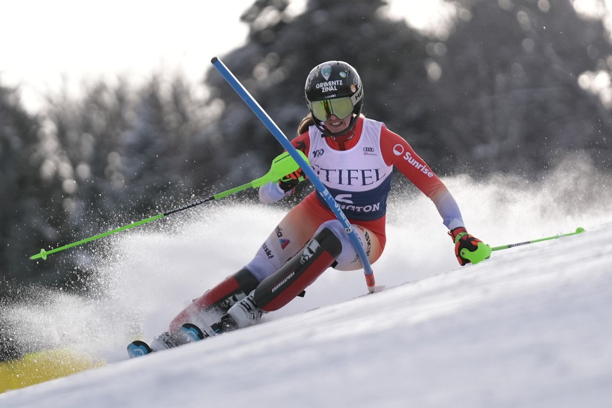 Camille Rast, of Switzerland, competes during a women's World Cup slalom skiing race, Sunday, Dec. 1, 2024, in Killington, Vt. (AP Photo/Robert F. Bukaty)