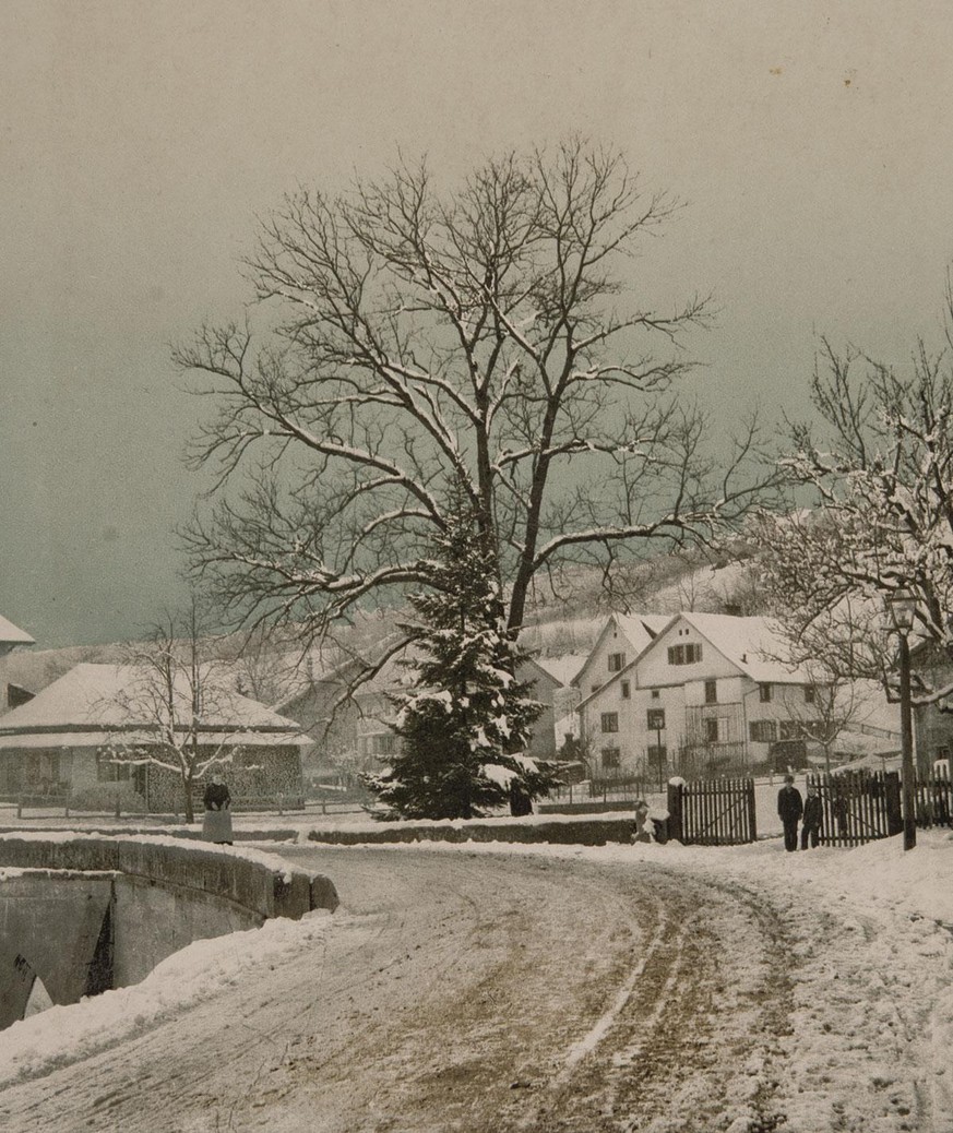 Dorfausgang von Hirslanden, um 1889.