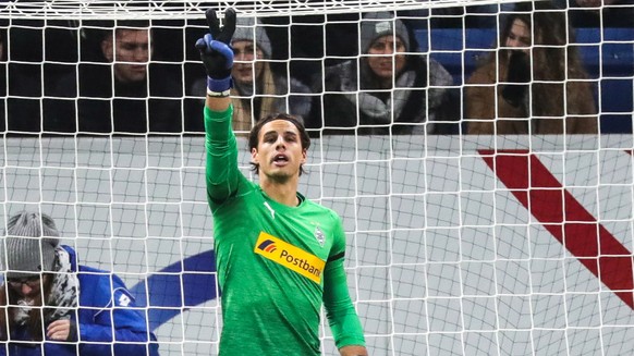 epa07233421 Moenchengladbach&#039;s goalkeeper Yann Sommer reacts during the German Bundesliga soccer match between TSG 1899 Hoffenheim and Borussia Moenchengladbach in Sinsheim, Germany, 15 December  ...