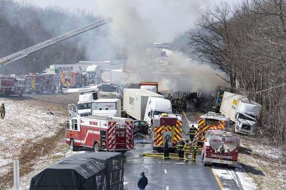 Interstate 81 North near the Minersville exit, Foster Twp., Pa., was the scene of a multi-vehicle crash on Monday, March 28, 2022. (David McKeown/Republican-Herald via AP)