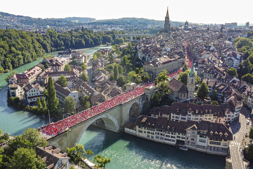 Bern, Switzerland, July 18th 2025 Panoramic view of swiss fans during the Fan Walk before the UEFA Womens EURO 2025 Quarter-Final match between Spain and Switzerland at Stadion Wankdorf in Bern, Switz ...