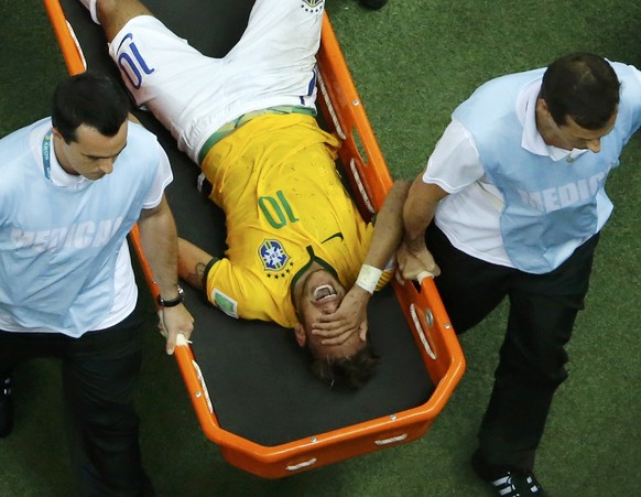 War's das für Neymar? Trainer Scolari befürchtet, im Halbfinal auf seinen Star verzichten zu müssen.