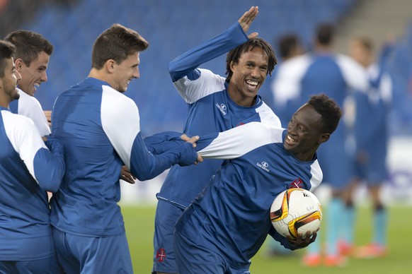 Portugal's soccer team Os Belenenses during a training session in the St. Jakob-Park stadium in Basel, Switzerland, on Wednesday, October 21, 2015. Portugal's C.F. Os Belenenses is scheduled ...