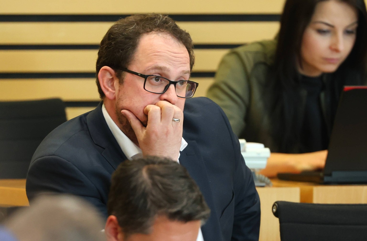 Plenum Thueringer Landtag 24.04.2024, Erfurt, Thueringer Landtag, Plenarsaal, 132. Plenarsitzung / Sondersitzung, 1.Beratung zum Thueringer Coronamaßnahmen-Unrechtsbereinigungsgesetz / Gesetzentwurf d ...