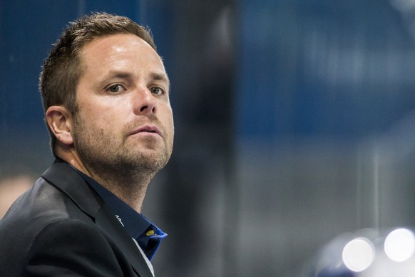 EVZ Academy Trainer Stefan Hedlund beim Swiss Ice Hockey Cup 1/16 Final zwischen der EVZ Academy und dem HC Ambri-Piotta am Dienstag, 19. September 2017, in der Bossard Arena in Zug.(KEYSTONE/Alexandr ...