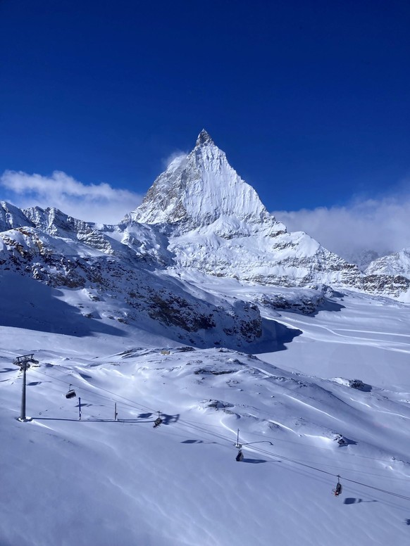 Und auch das Matterhorn zeigt sich von seiner besten Seite.