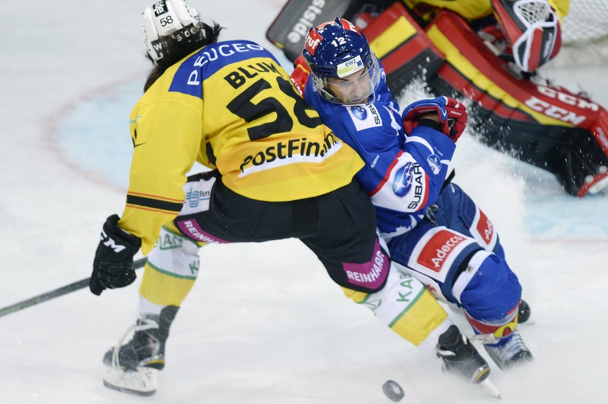 Endlich geht es wieder los! Die ZSC Lions mit Luca Cunti (rechts) bezwingen den SC Bern mit Eric Blum zum Saisonstart mit 5:3.