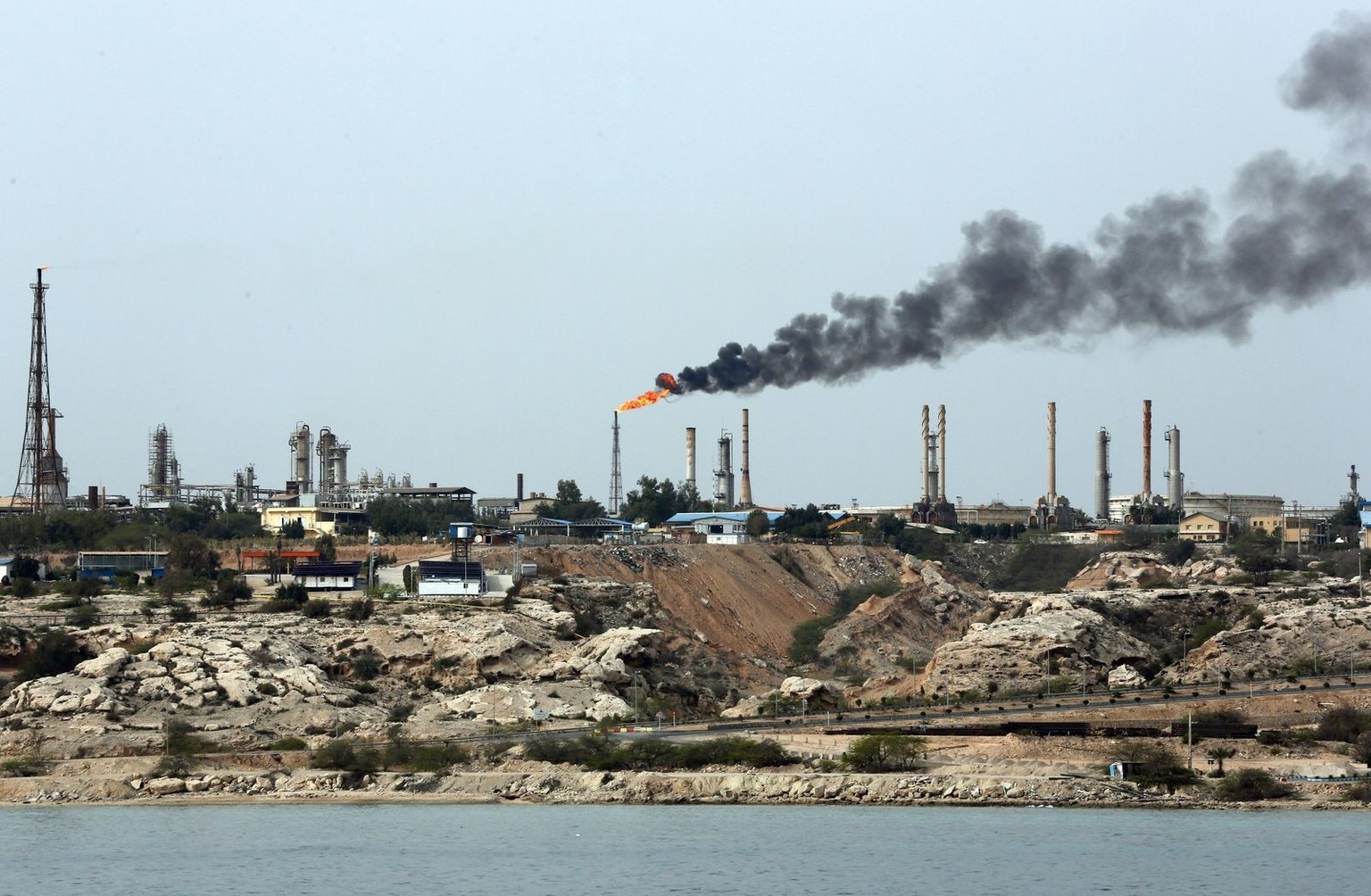 epa05844550 A general view of the Kharg oil terminal at the Kharg Island, in Persian Gulf, southern Iran, 12 March 2017. According to estimates, Kharg oil terminal handles 98 percent of Iran's cr ...