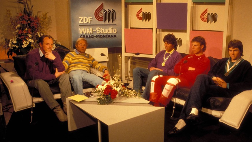 Bildnummer: 00698071 Datum: 08.02.1987 Copyright: imago/Passage
ZDF Sport-Studio, v.li.: Bundestrainer Rainer Gattermann, ZDF-Sportmoderator Harry Valerien, Weltmeister Frank Wörndl (alle BRD), Günthe ...