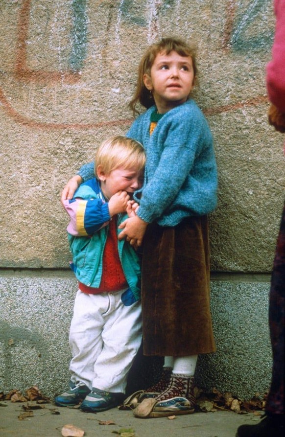 simon townsle, abandoned children, bosnia civil war