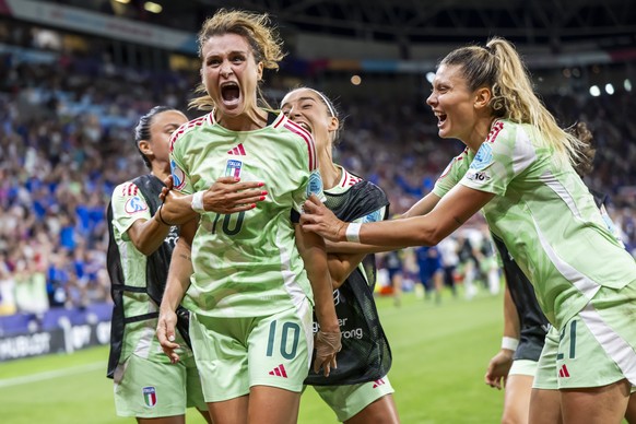 &lt;p&gt;Cristiana Girelli schiesst Italien gegen Norwegen in der Nachspielzeit in den EM-Halbfinal.&lt;/p&gt;